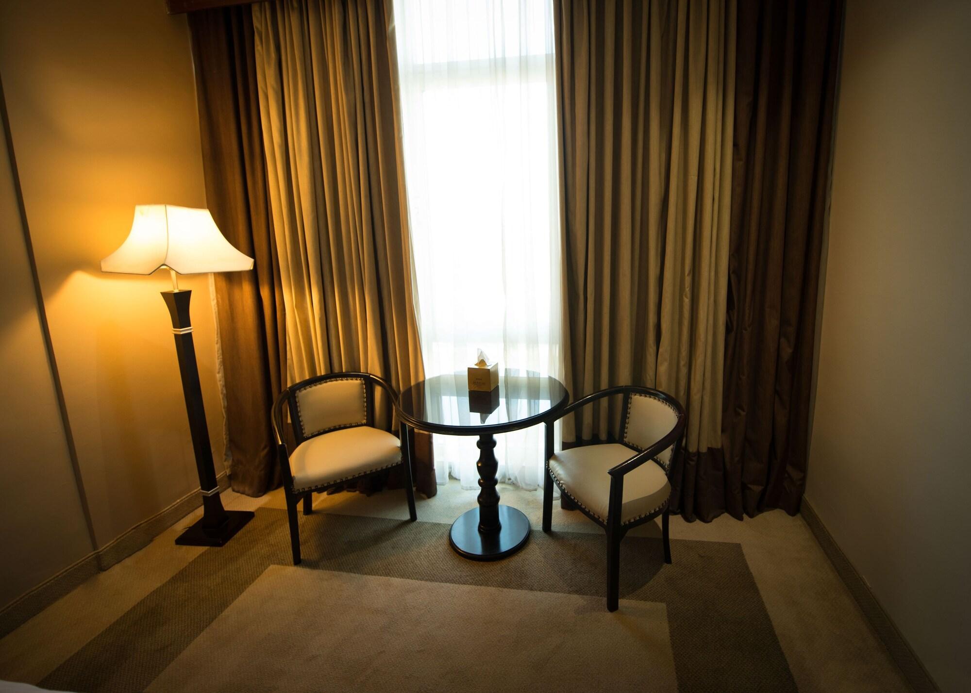 Century Park Hotel Amman Zewnętrze zdjęcie