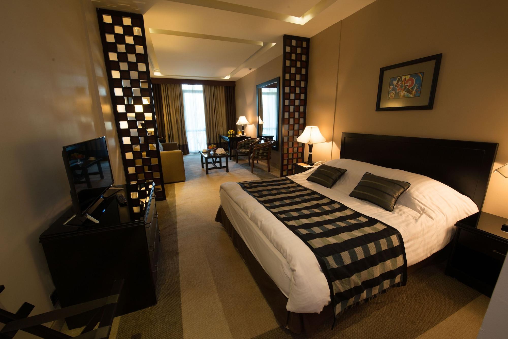 Century Park Hotel Amman Zewnętrze zdjęcie