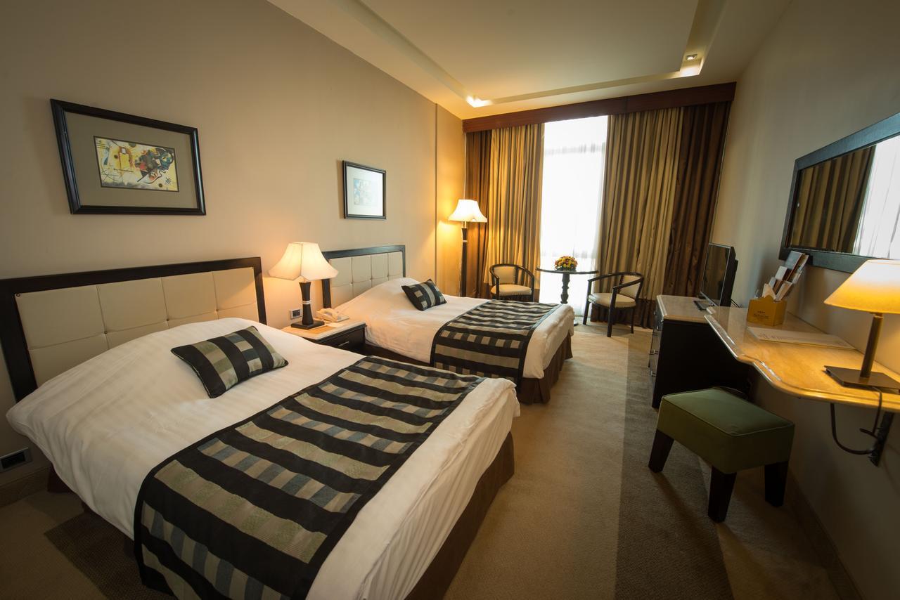 Century Park Hotel Amman Zewnętrze zdjęcie