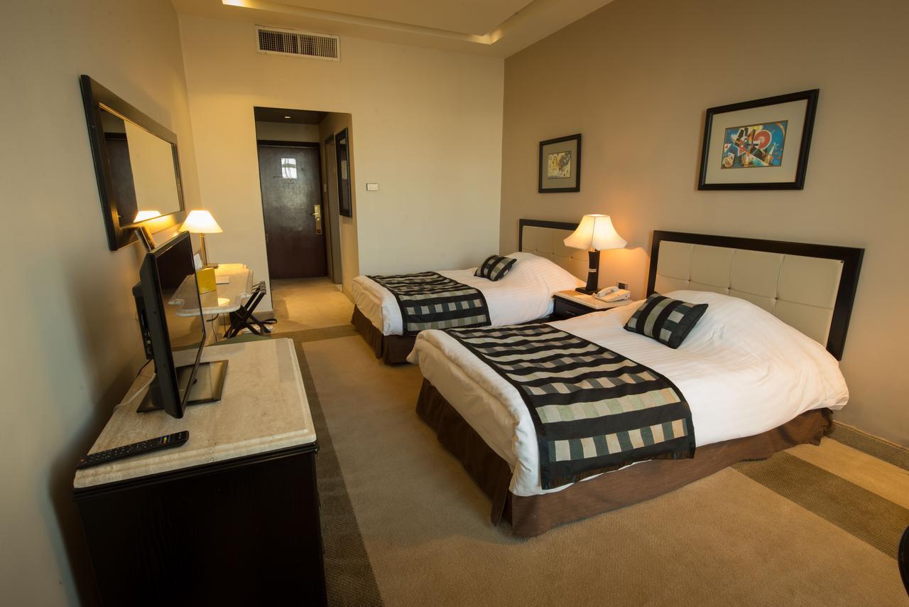 Century Park Hotel Amman Zewnętrze zdjęcie