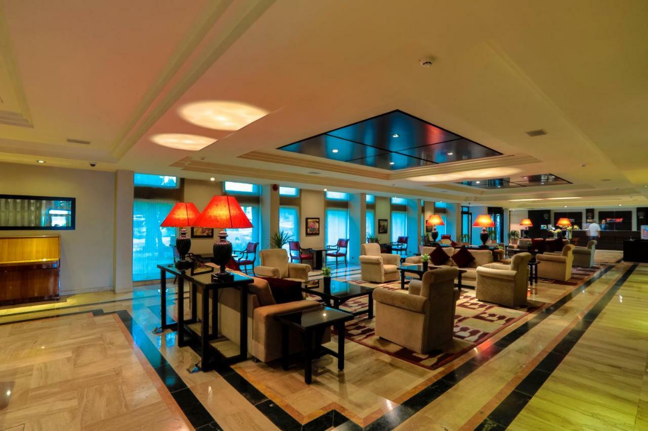 Century Park Hotel Amman Zewnętrze zdjęcie